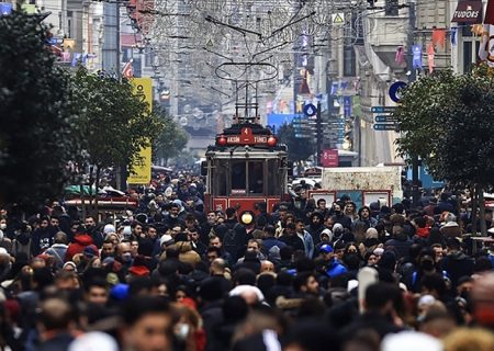 سفر ۱۴.۷ میلیون گردشگر خارجی به استانبول در ۲۰۲۲/ ایرانیان در رتبه سوم