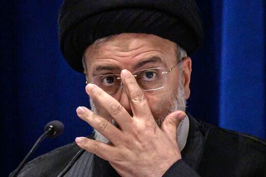 رئیسی مخالف برخوردهای تند درباره حجاب است اما جرأت نمی‌کند نظرش را بیان کند