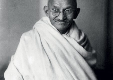 چرا گاندی؟ | غلامعلی‌کشانی