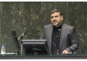 محمد مهاجری : آقای وزیر ارشاد! ۴۰۰ نیروی حزب‌اللهی که هیچ، ۴۰۰هزار نفر هم درد شما را دوا نمی‌کند