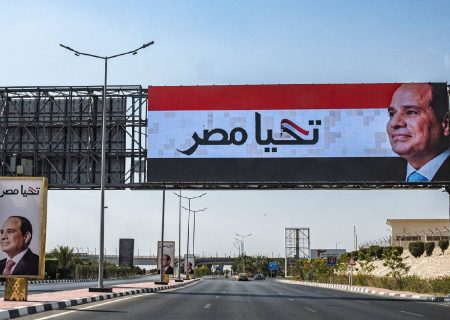 استیون کوک /فارن پالیسی : چگونه ژنرال سیسی مصر را ویران کرد: رهبر کودتا که به رئیس جمهور تبدیل شد به مصری ها وعده سعادت داد اما کشور در حال در هم شکسته شدن است 