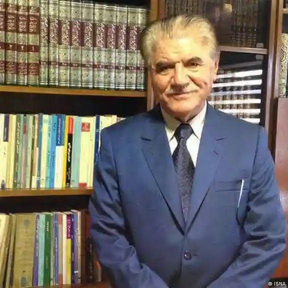 اجلال قوامی : صالح نیک بخت و یک عمر وکالت