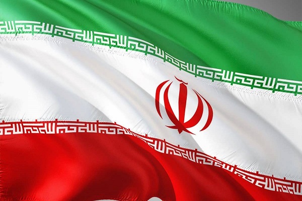 زنده یاد رضا بابایی : آیا  هیچ کشوری در دنیا سراغ دارید که  به اندازۀ ایران تابو داشته باشد؟؟